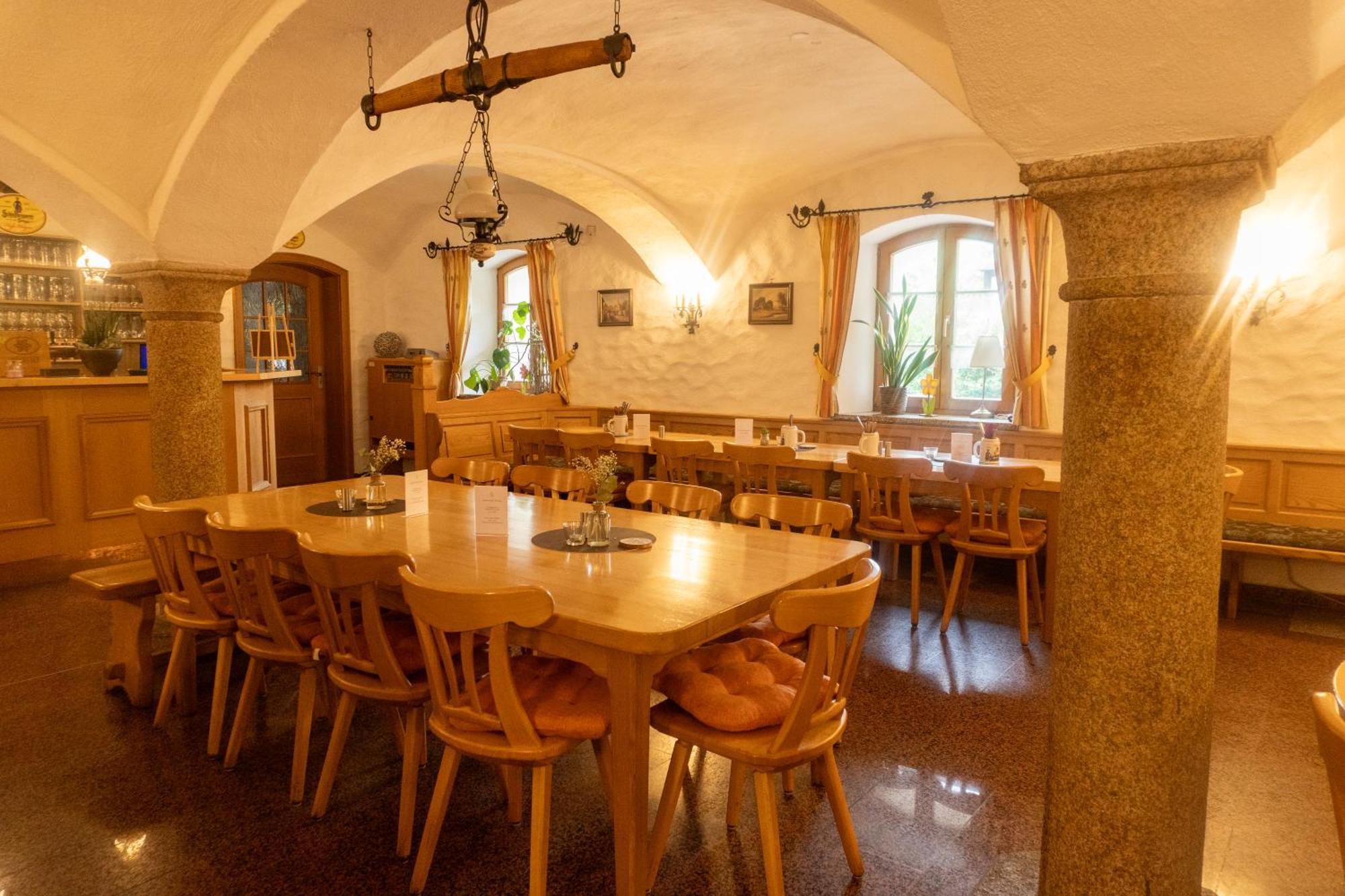 Landgasthof - Braukeller - Fattigau Oberkotzau Exteriér fotografie